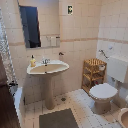 Refugio Dos Lima *